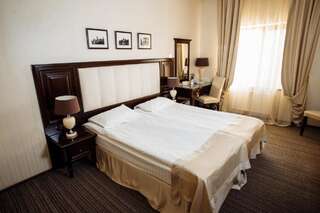 Отель Reikartz Zhytomyr Житомир Стандартный двухместный номер с 1 кроватью или 2 отдельными кроватями-5